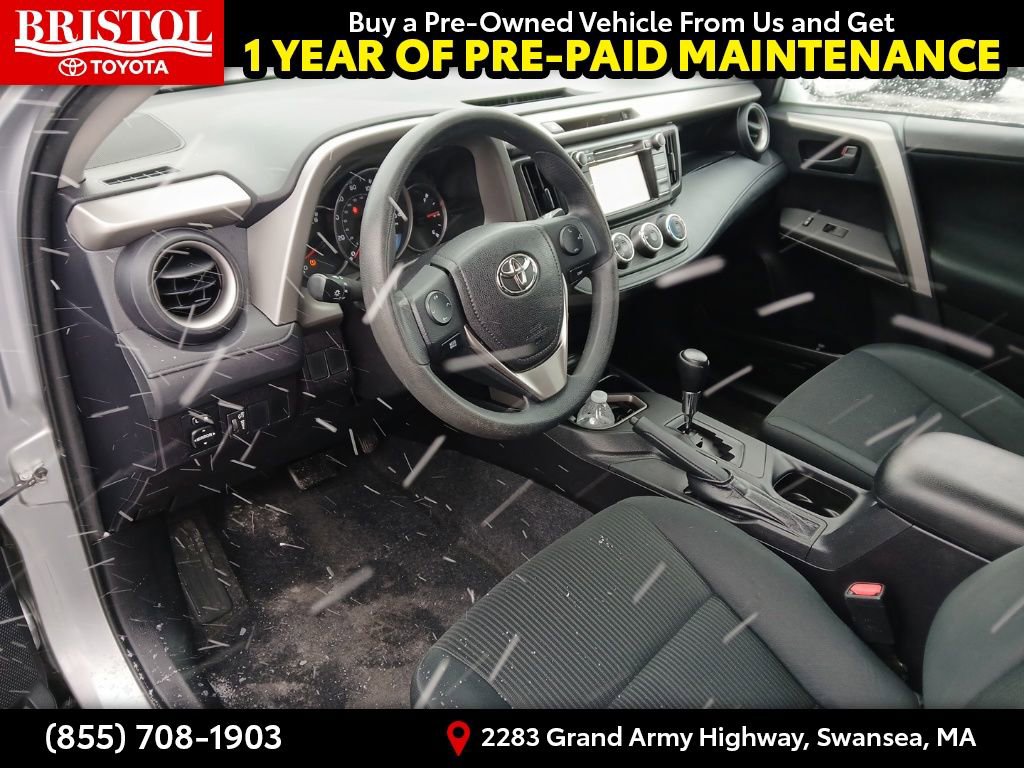 Used 2016 Toyota RAV4 LE image 13