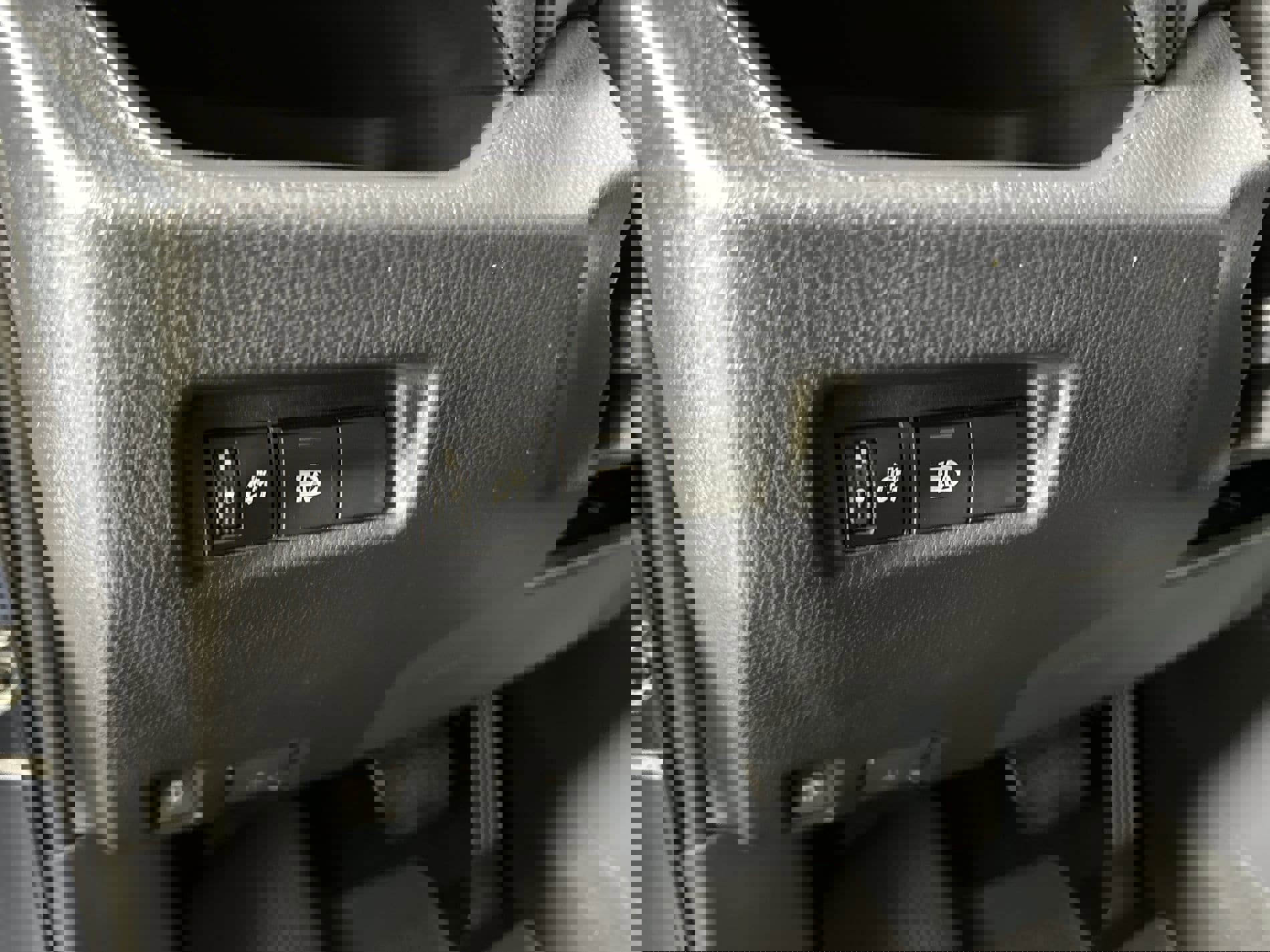 Used 2021 Toyota RAV4 LE image 54