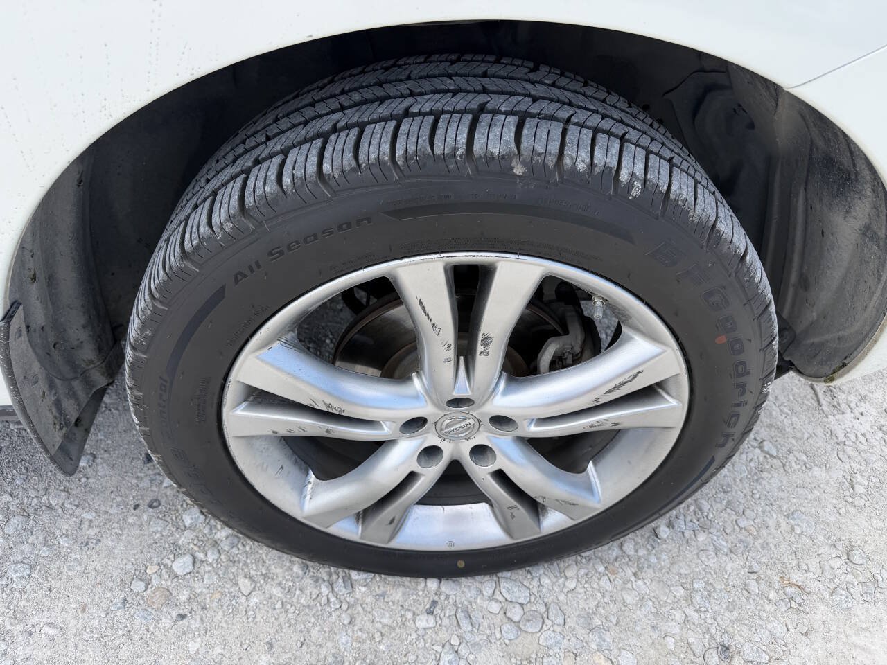 Used 2010 Nissan Murano LE w/ Navigation Pkg AWD/4WD image 12