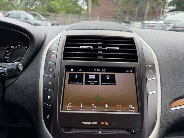 Used 2017 Lincoln MKC Reserve w/ Lincoln MKC Climate Package AWD/4WD image 22