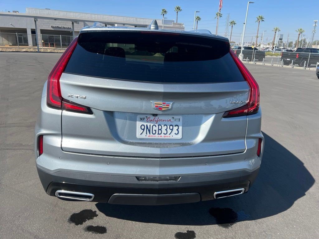 Certified 2025 Cadillac XT4 Premium Luxury FWD image 5