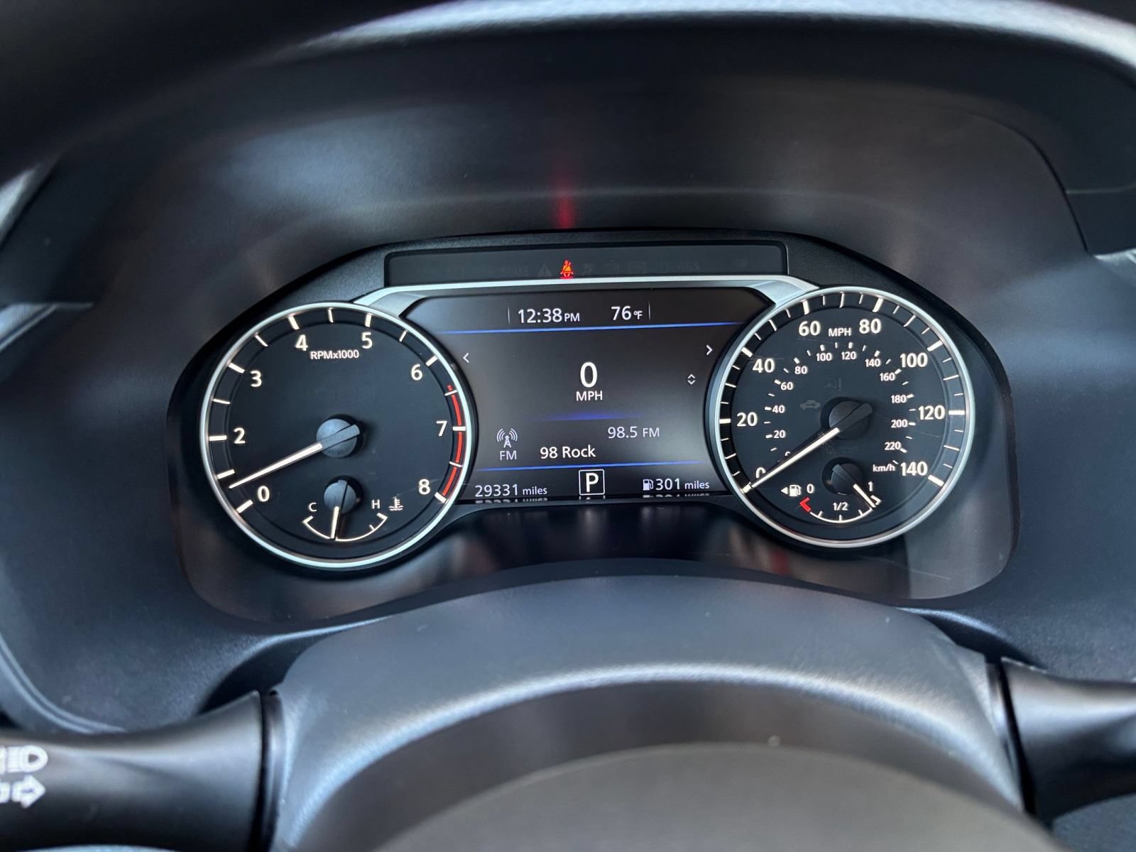 Used 2025 Nissan Altima 2.5 SV FWD image 41