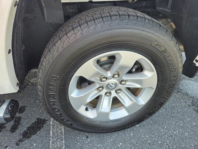 Used 2019 RAM 1500 Laramie AWD/4WD image 28