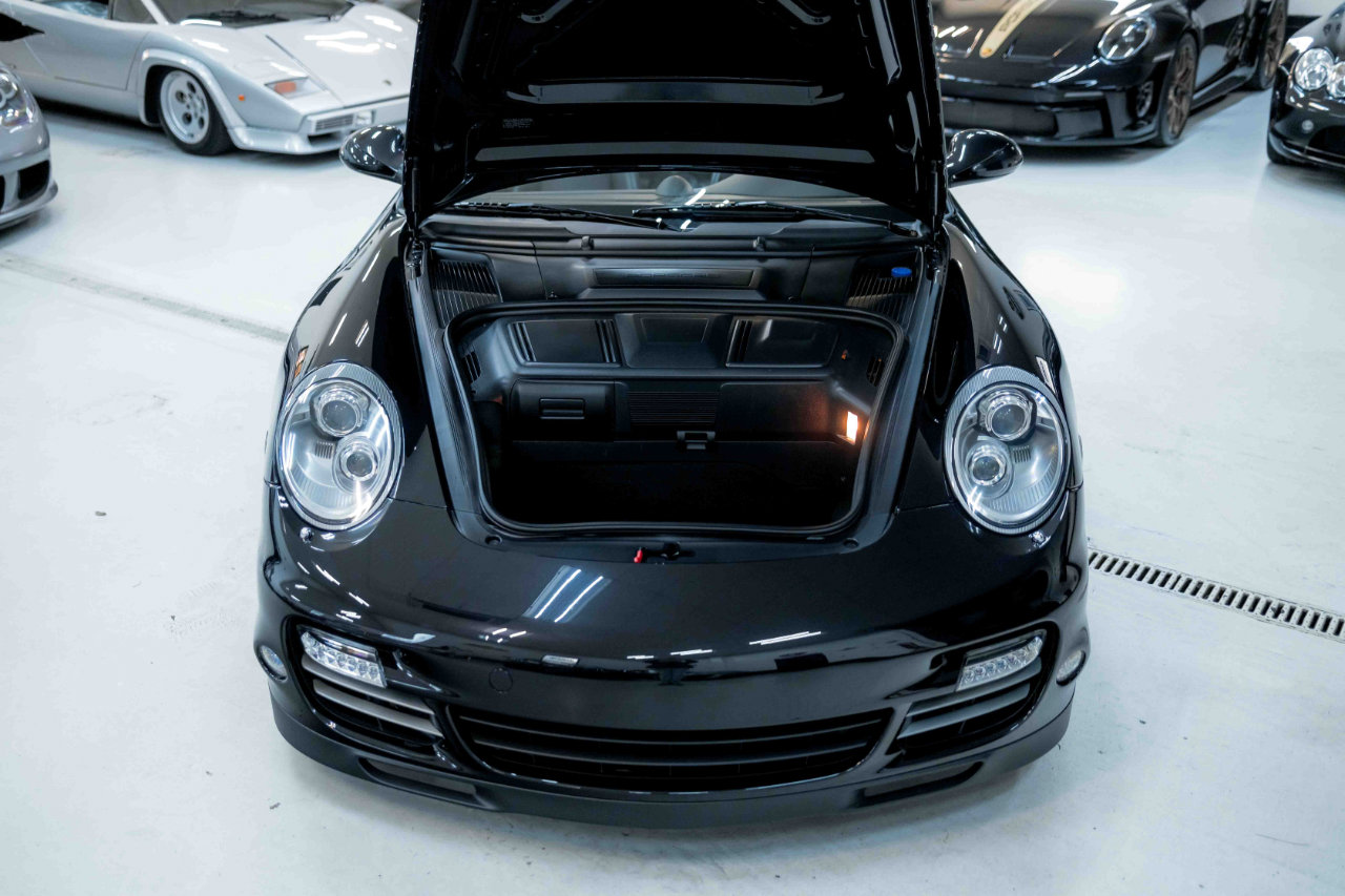 Used 2011 Porsche 911 Turbo S image 77