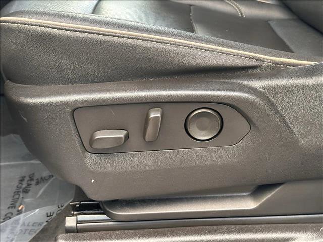 Used 2023 GMC Yukon XL SLT image 20