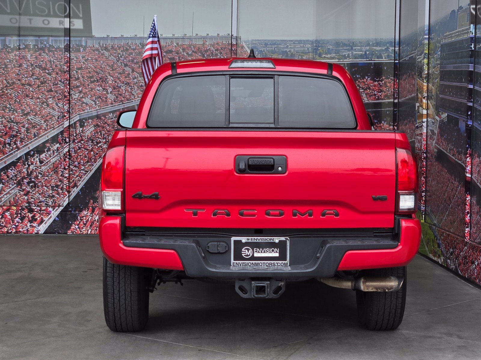 Certified 2022 Toyota Tacoma SR AWD/4WD image 5