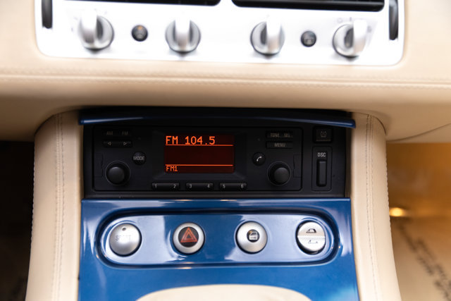 Used 2001 BMW Z8 RWD image 97