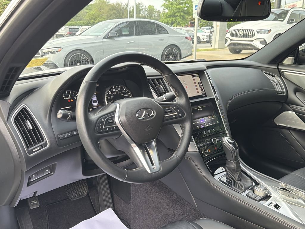 Used 2022 INFINITI Q60 3.0t Luxe w/ Essential Package image 10