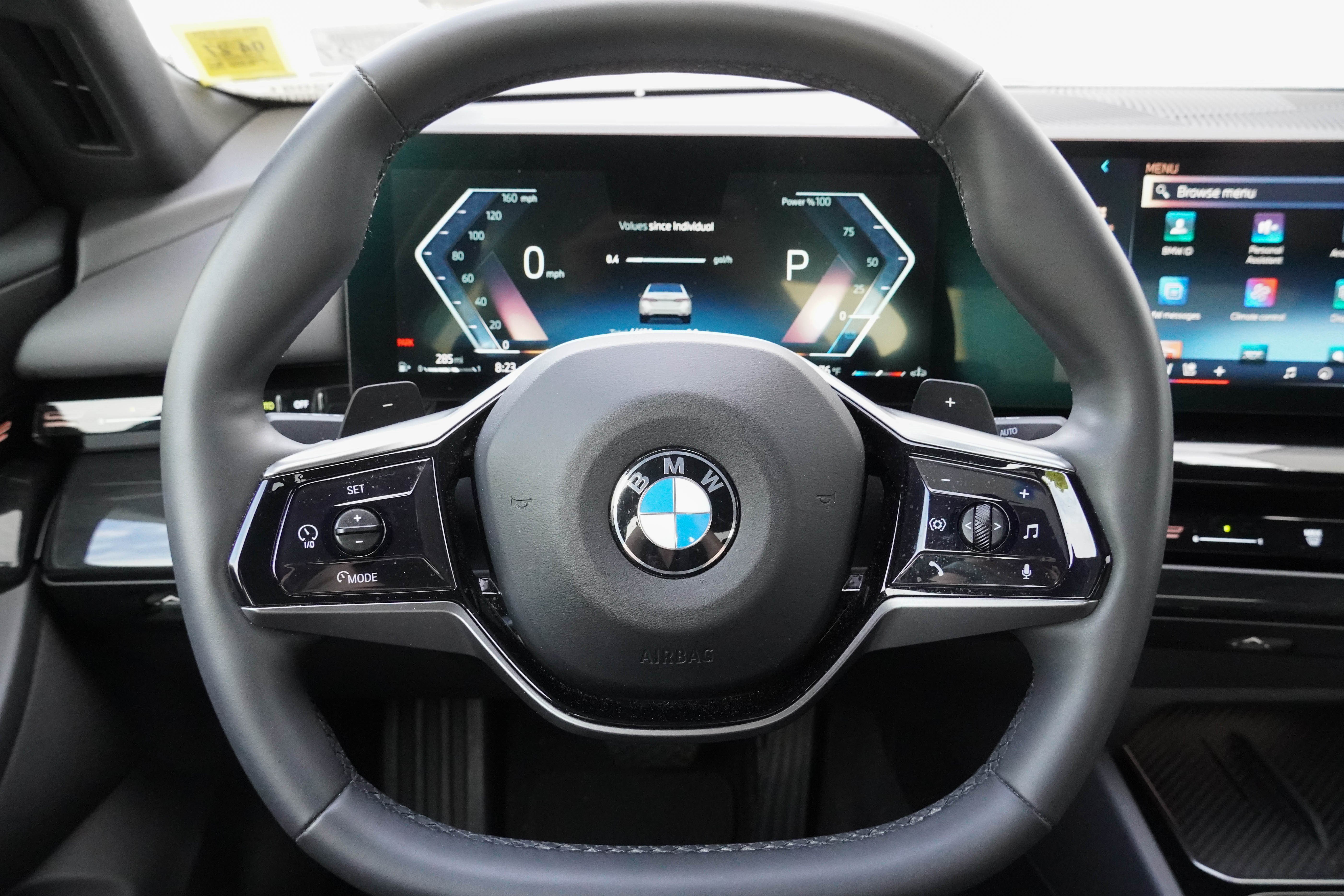 Certified 2024 BMW 530i xDrive w/ Convenience Package AWD/4WD image 15