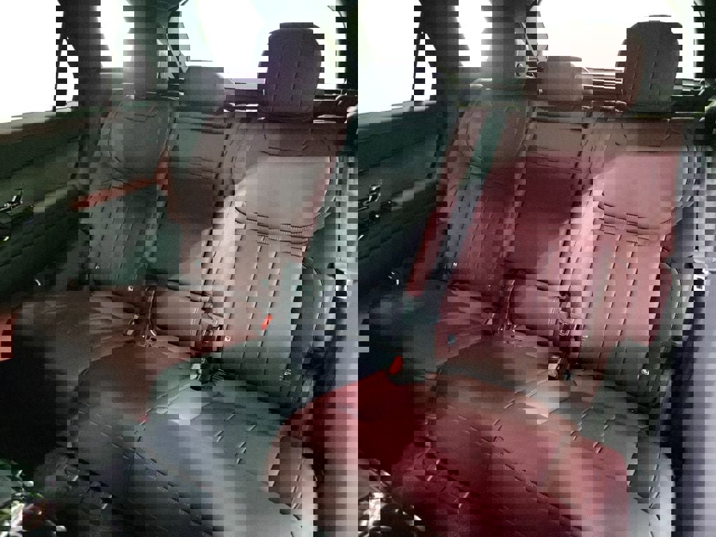 New 2025 Land Rover Range Rover Sport Dynamic SE image 22