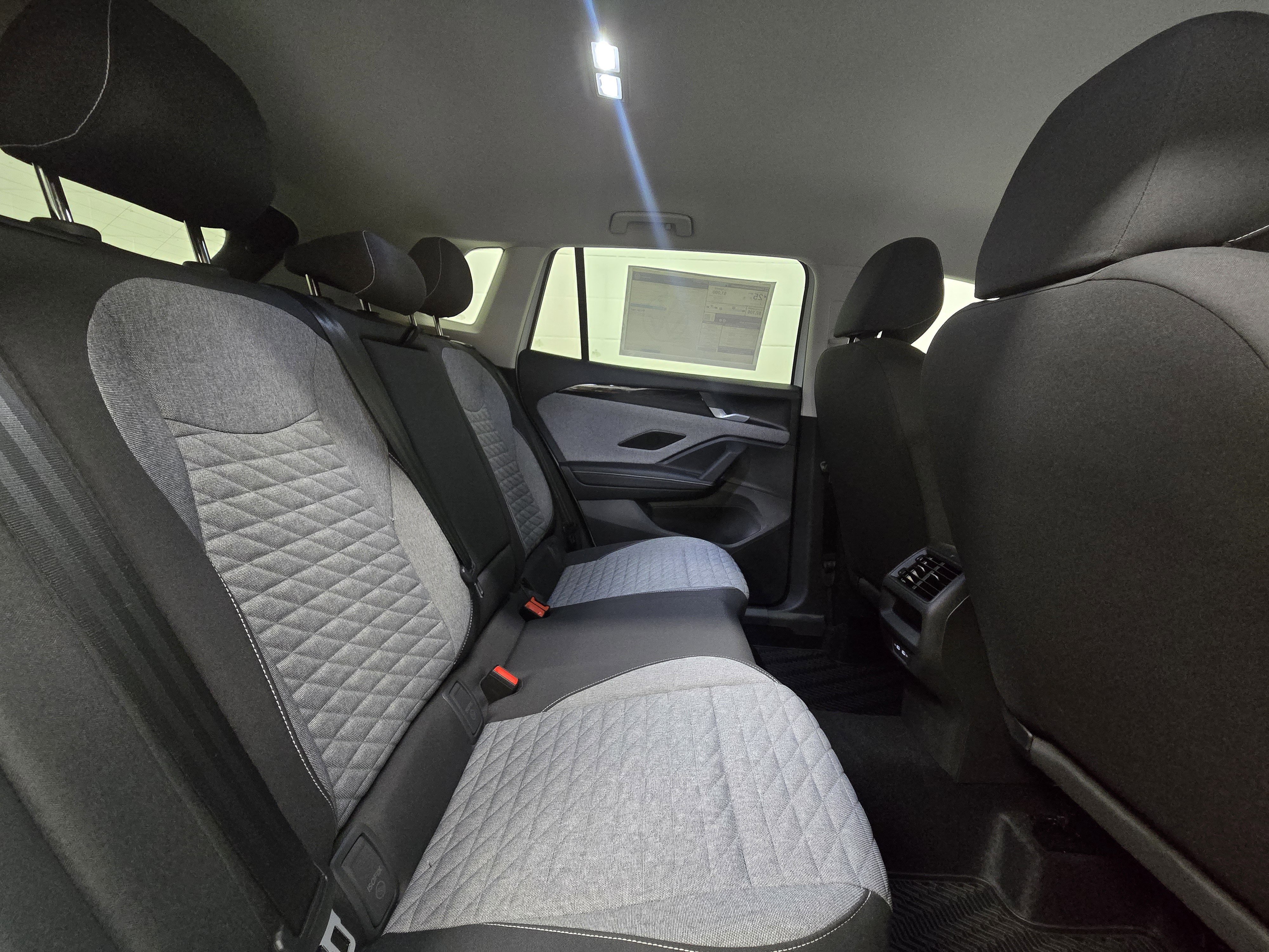 New 2025 Volkswagen Tiguan S image 15