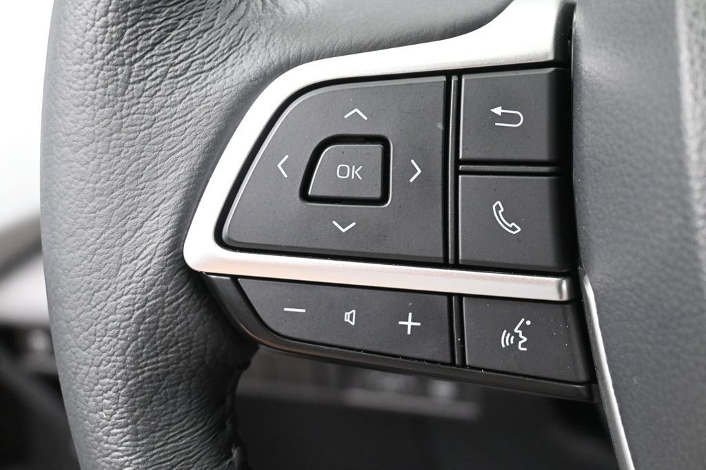Certified 2025 Toyota Sienna XLE w/ XLE Plus Package AWD/4WD image 16
