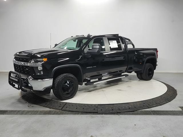 Used 2022 Chevrolet Silverado 3500 LT w/ Convenience Package AWD/4WD image 3