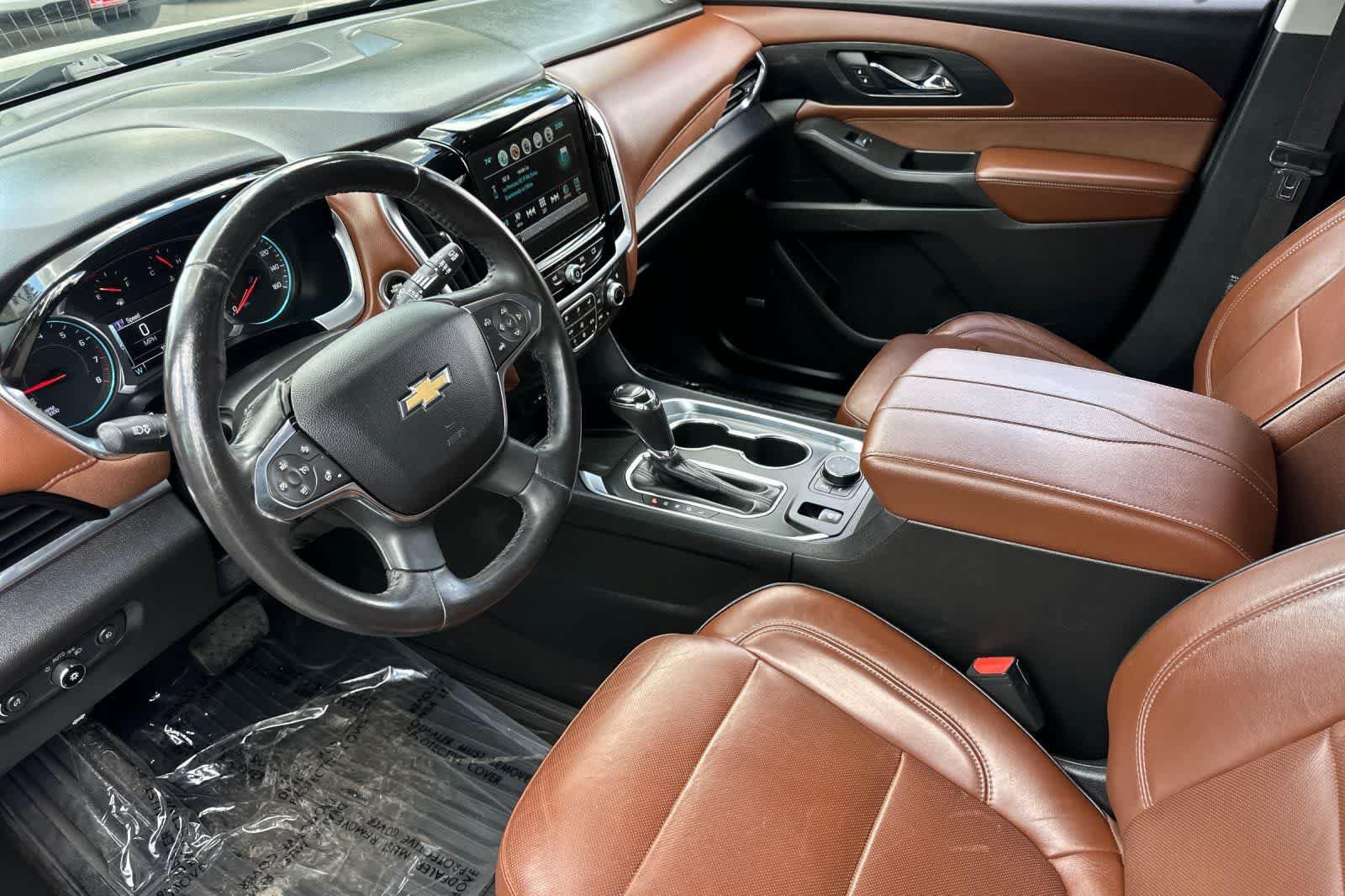 Used 2018 Chevrolet Traverse High Country AWD/4WD image 12