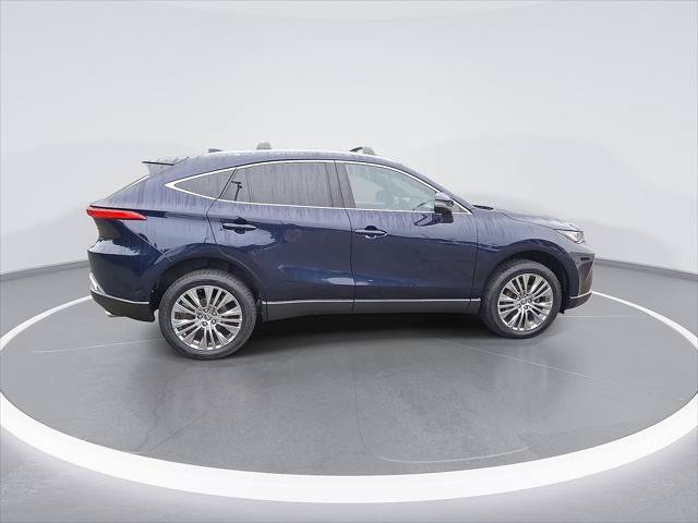 Certified 2023 Toyota Venza Limited AWD/4WD image 11