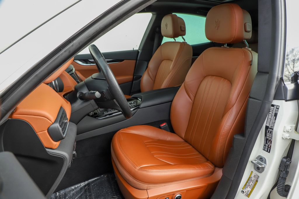 Used 2022 Maserati Levante GT image 17