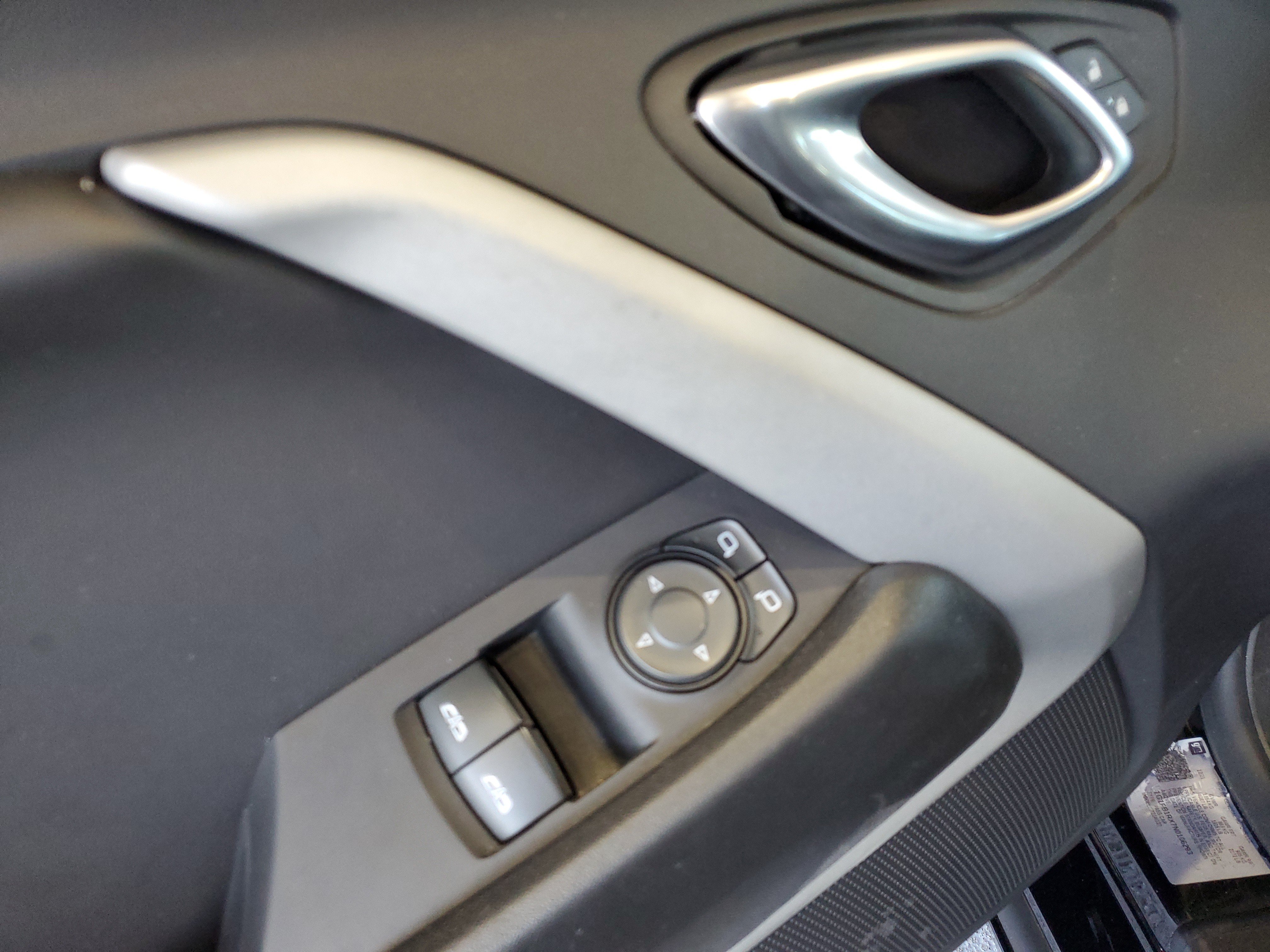 Used 2022 Chevrolet Camaro LS RWD image 10
