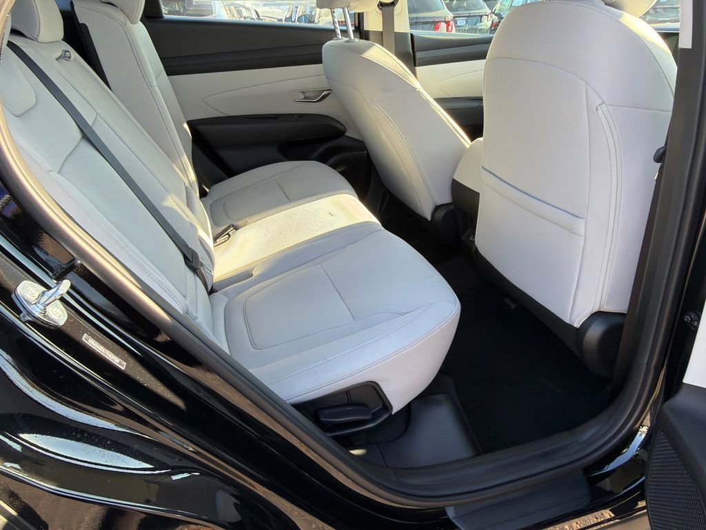 New 2026 Hyundai Tucson SE image 15