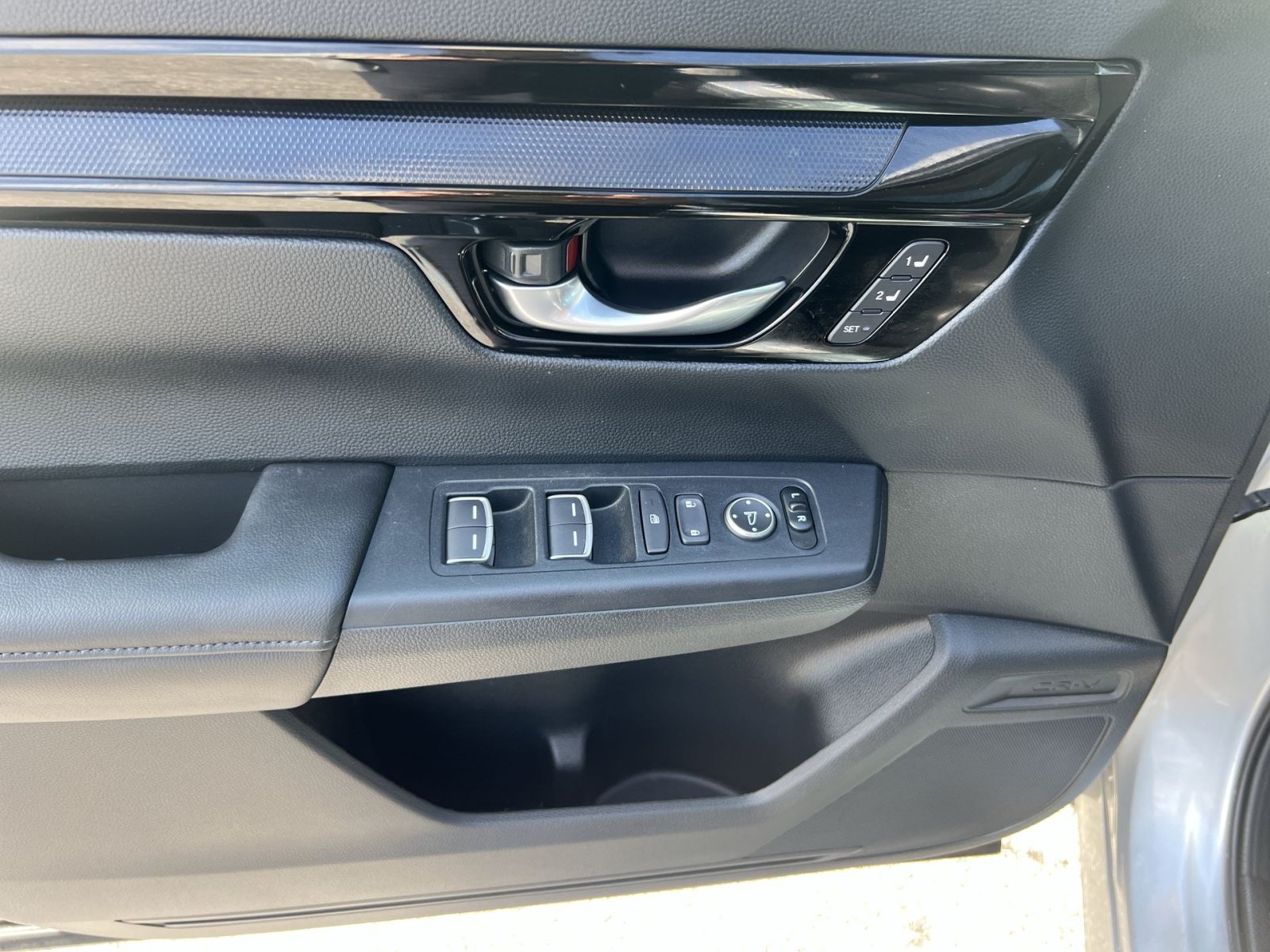 Used 2025 Honda CR-V EX-L image 15
