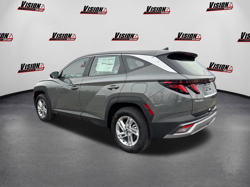 New 2026 Hyundai Tucson SE image 7