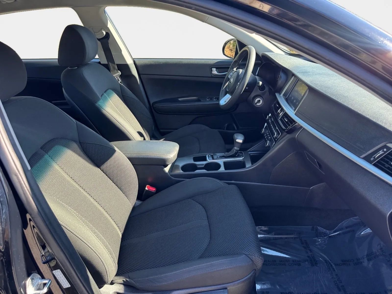 Used 2019 Kia Optima LX image 10