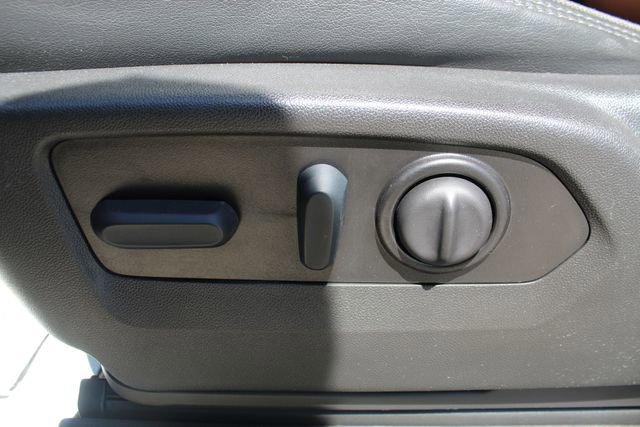 Used 2022 Chevrolet Silverado 1500 High Country w/ Safety Package II AWD/4WD image 15