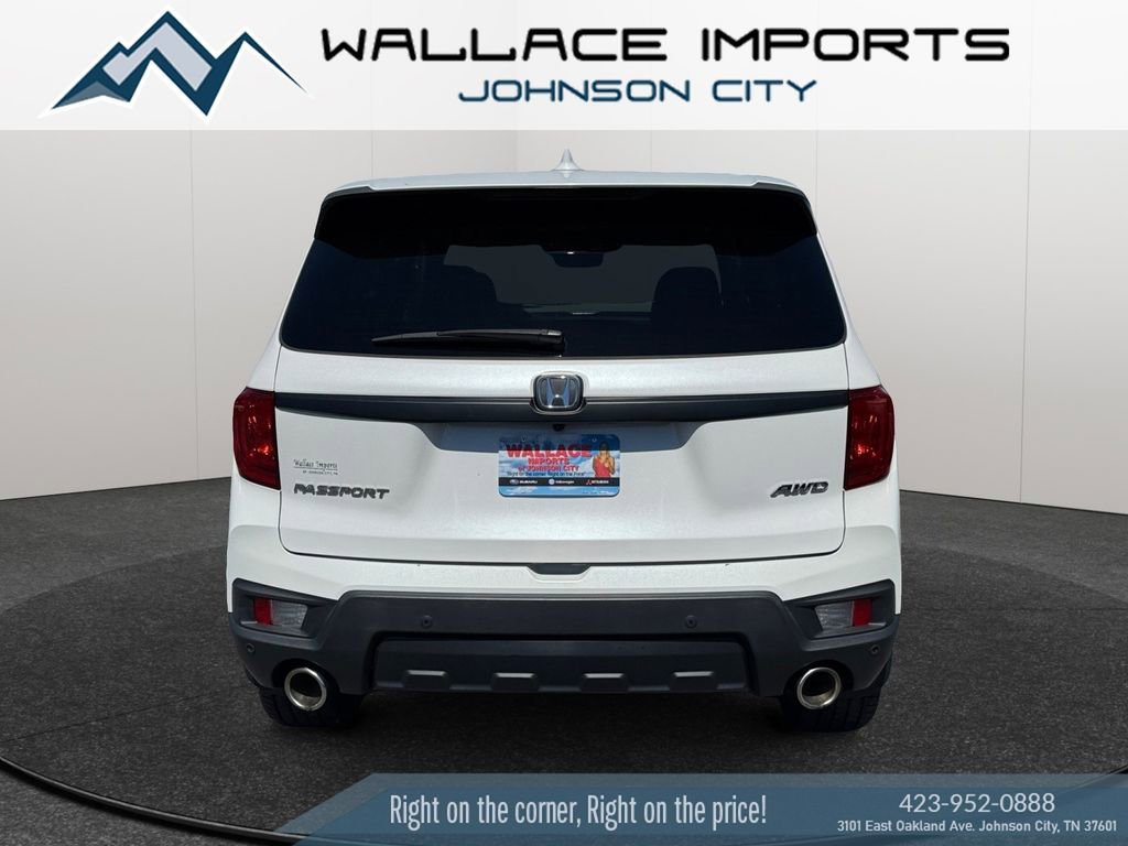 Used 2023 Honda Passport EX-L image 4