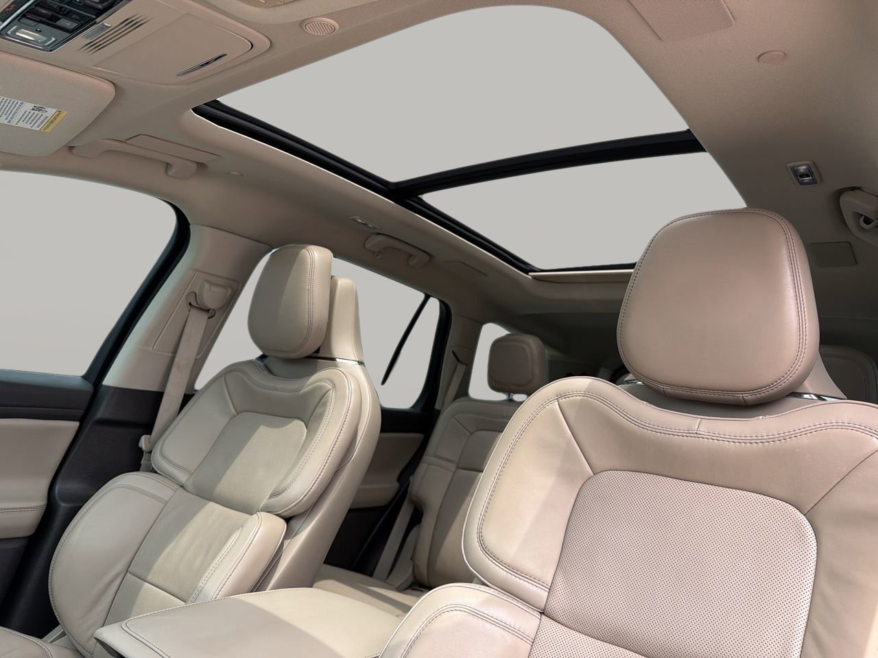 Used 2022 Lincoln Aviator Reserve w/ Equipment Group 201A RWD image 22