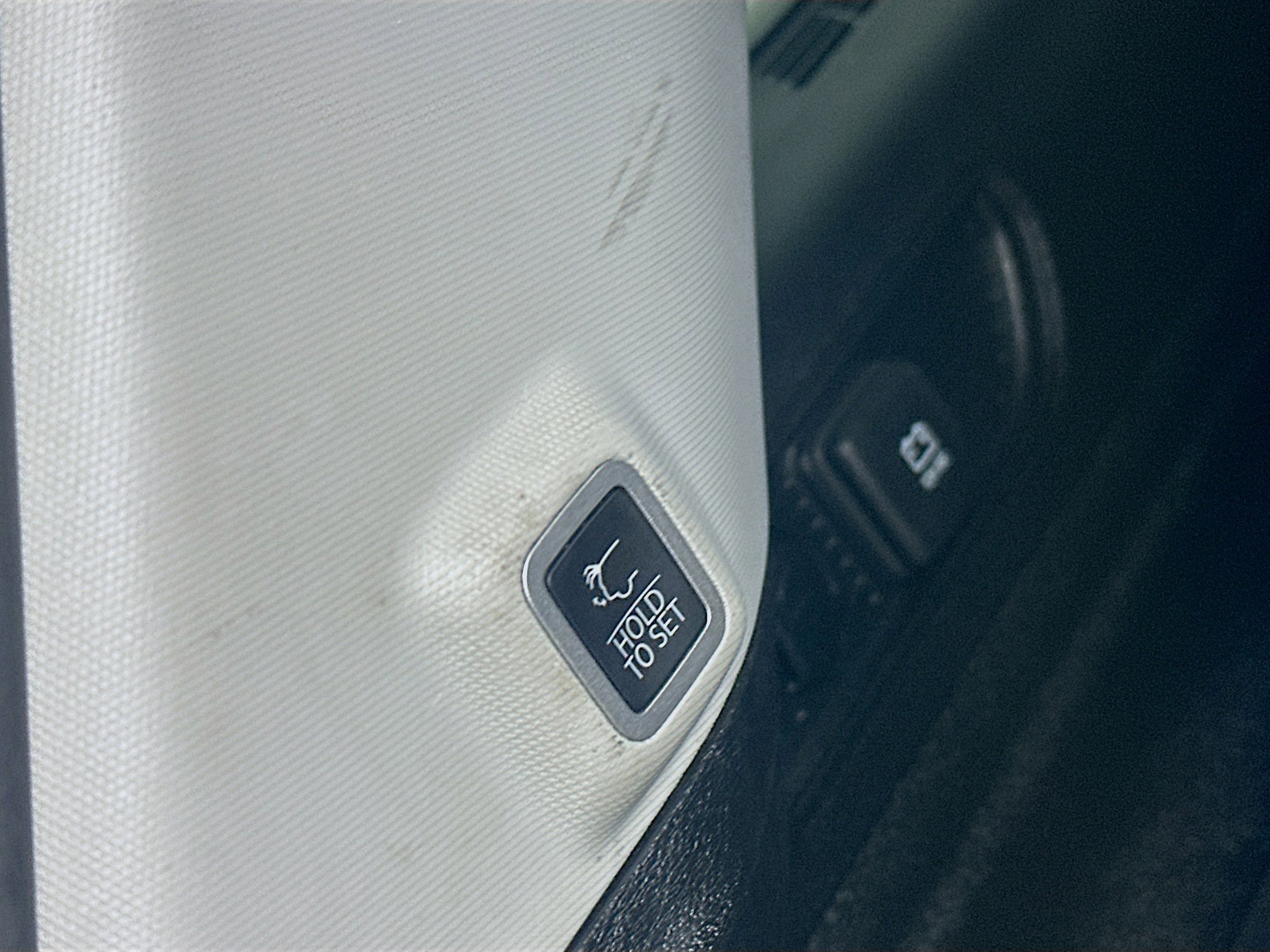 Used 2022 Jeep Grand Cherokee Limited 4xe image 28