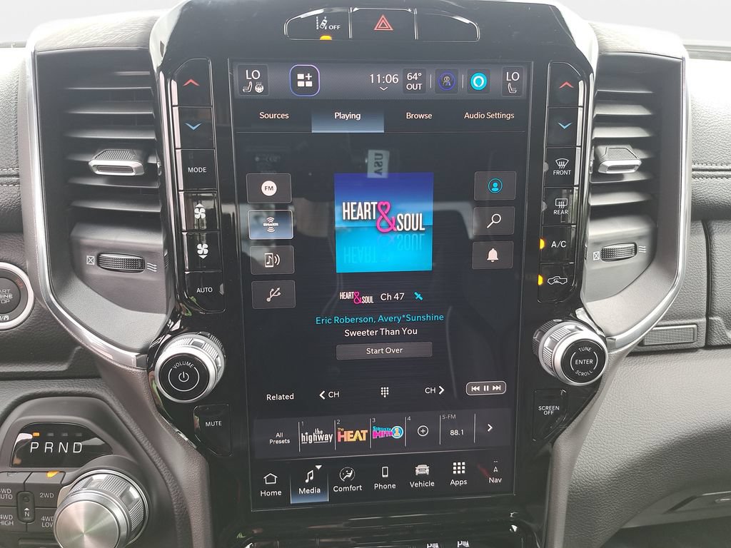 New 2026 RAM 1500 Laramie AWD/4WD image 20