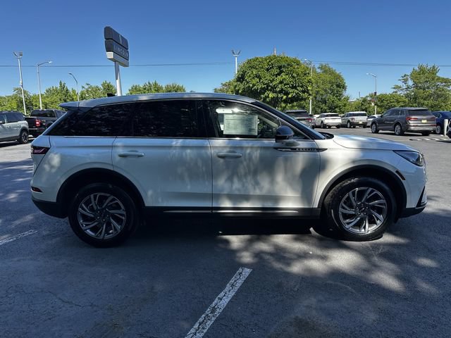 Certified 2023 Lincoln Corsair AWD w/ Equipment Group 101A image 4