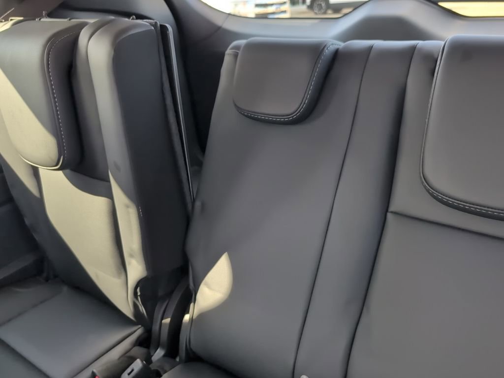 Used 2025 Subaru Ascent Limited image 56