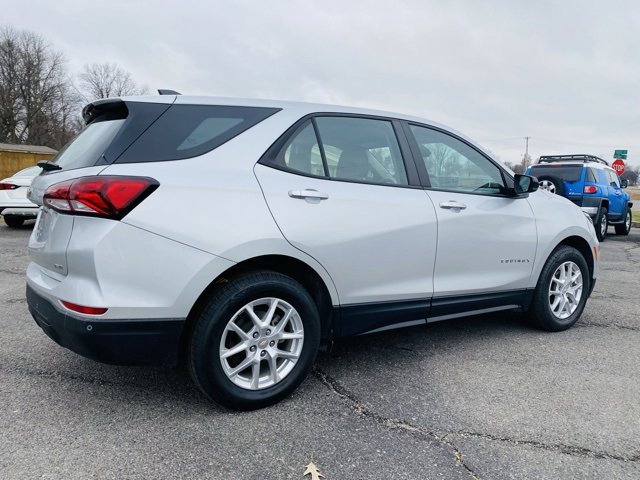 Used 2022 Chevrolet Equinox LS image 9