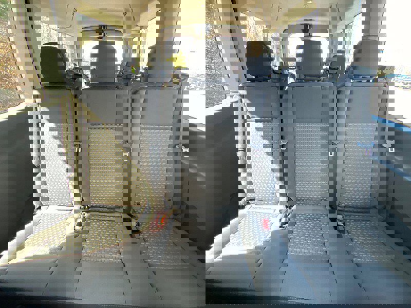 Used 2023 Ford Transit 350 XLT image 28