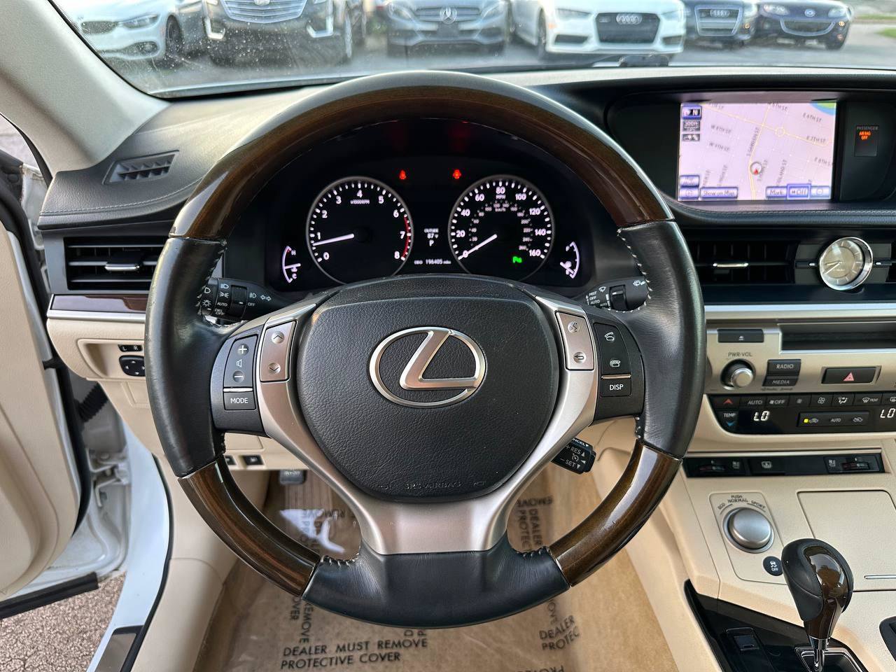 Used 2013 Lexus ES 350 w/ Luxury Pkg FWD image 40