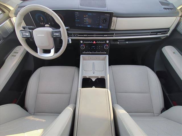 Used 2026 Hyundai Santa Fe SEL FWD image 17