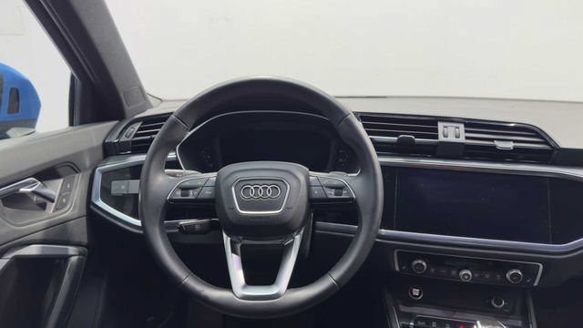 Used 2021 Audi Q3 2.0T Premium w/ Convenience Package AWD/4WD image 20