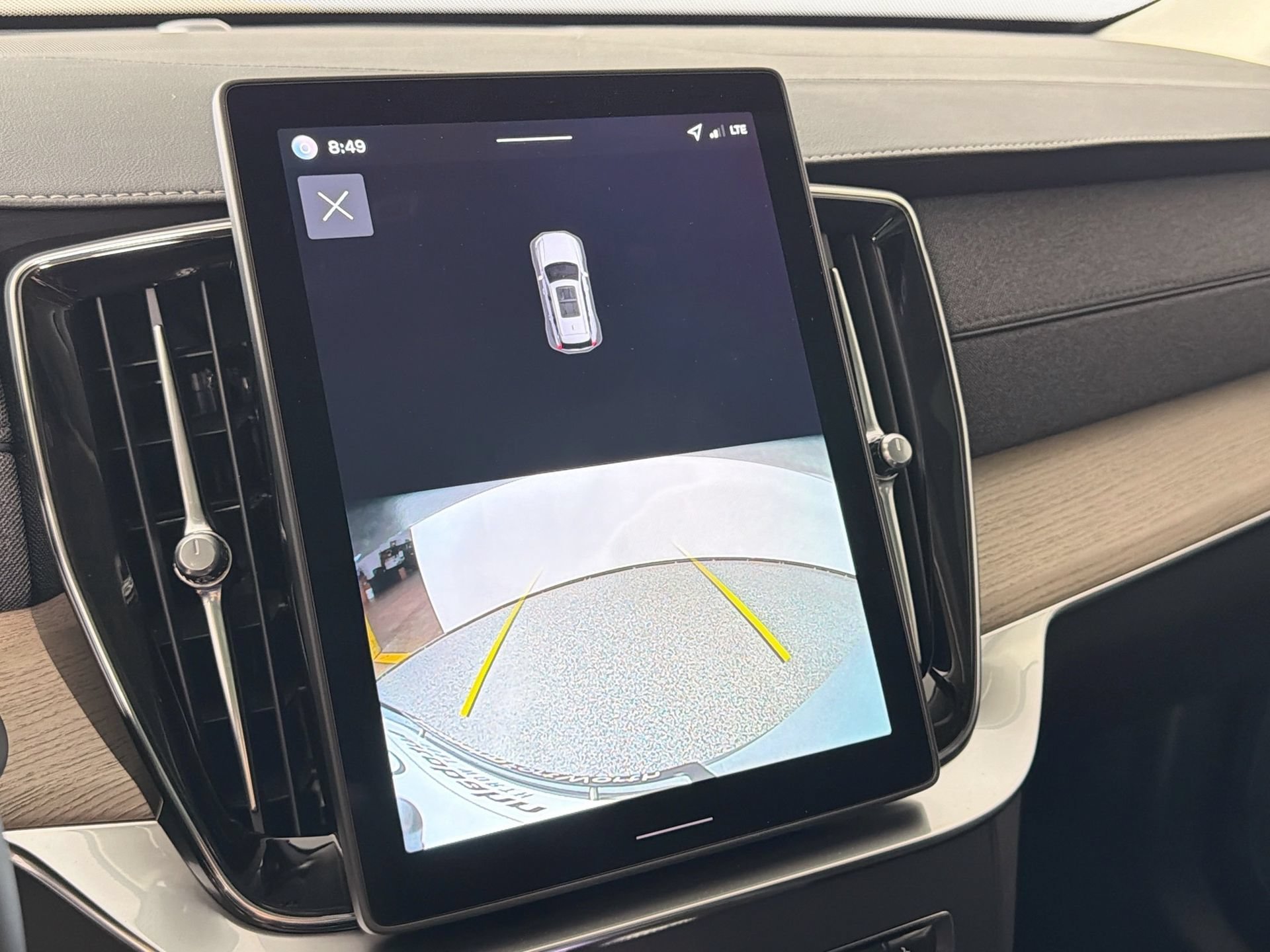 New 2026 Volvo XC90 B6 Core w/ Protection Package Premier AWD/4WD image 14