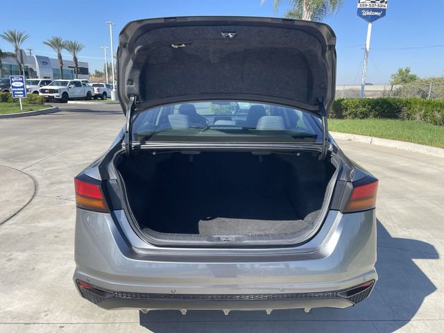 Used 2023 Nissan Altima 2.5 SV FWD image 24