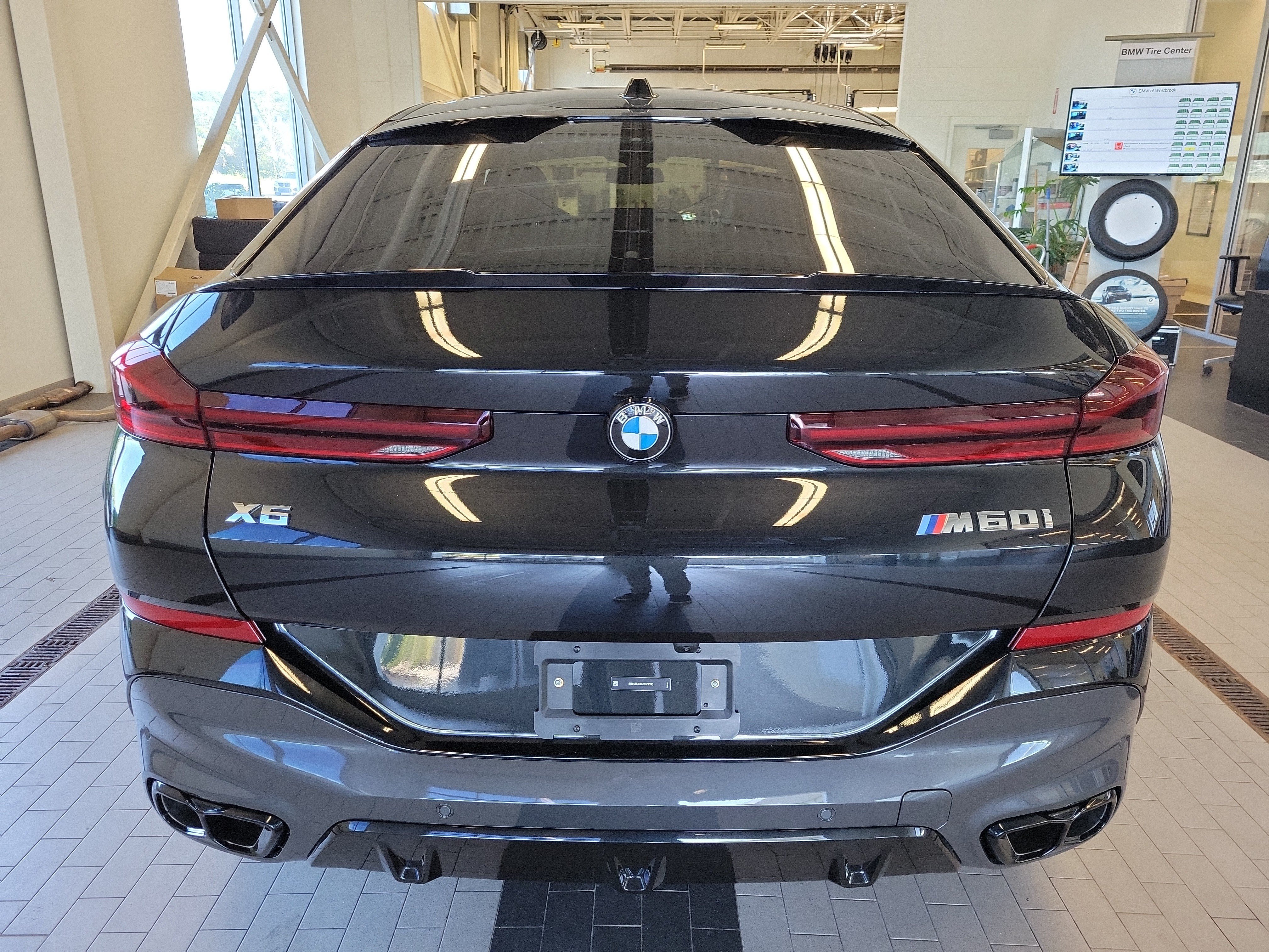 New 2027 BMW X6 M60i AWD/4WD image 6