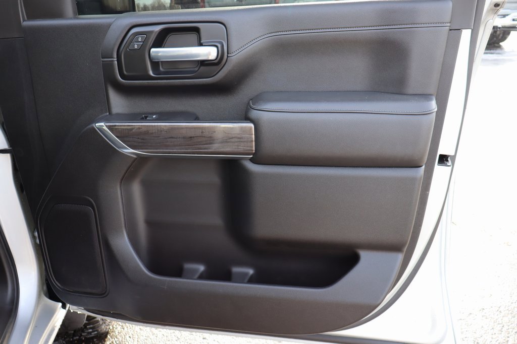 Used 2021 Chevrolet Silverado 2500 LTZ image 23