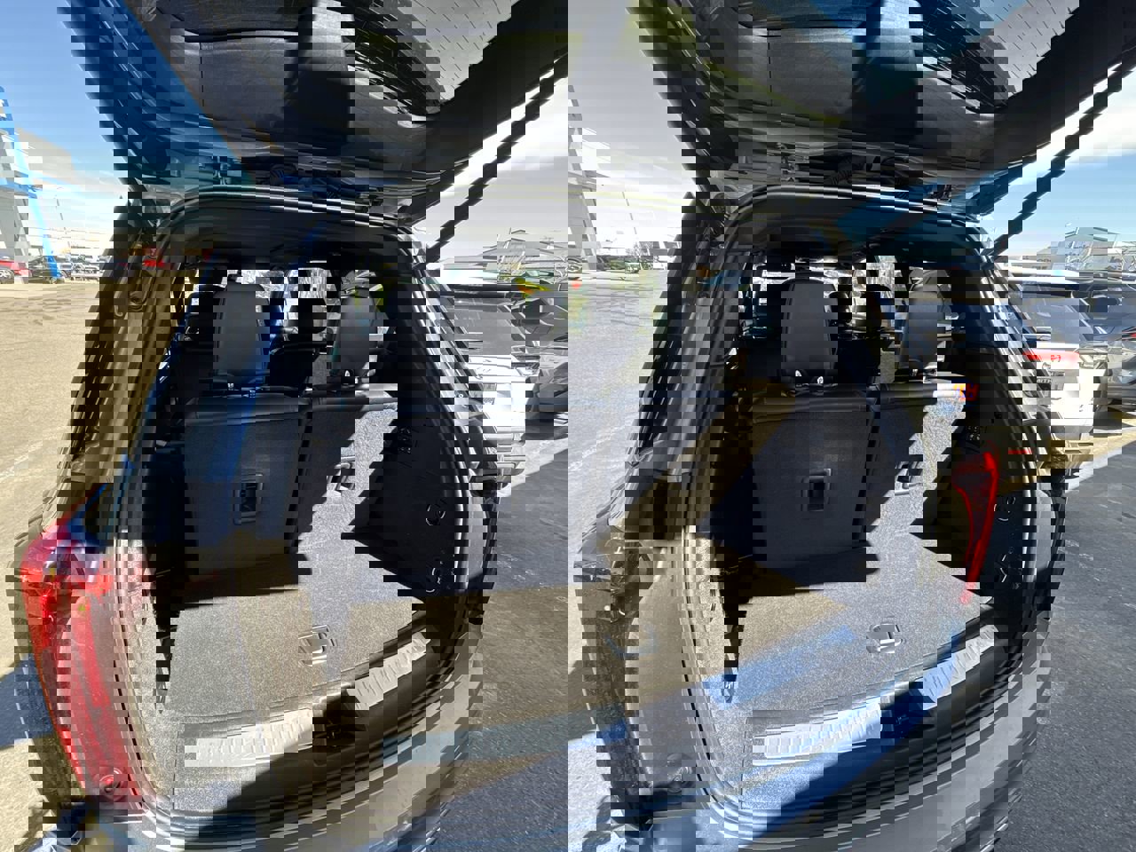 Used 2025 Cadillac XT6 Premium Luxury image 26