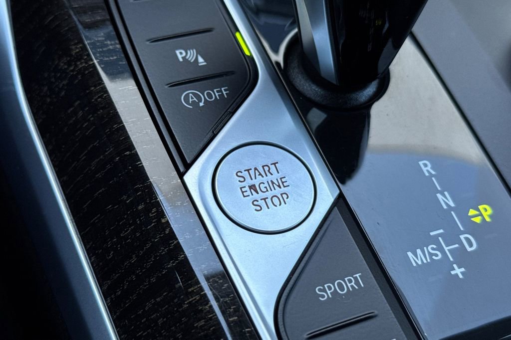 Used 2022 BMW 330i Sedan w/ Premium Package 2 image 24