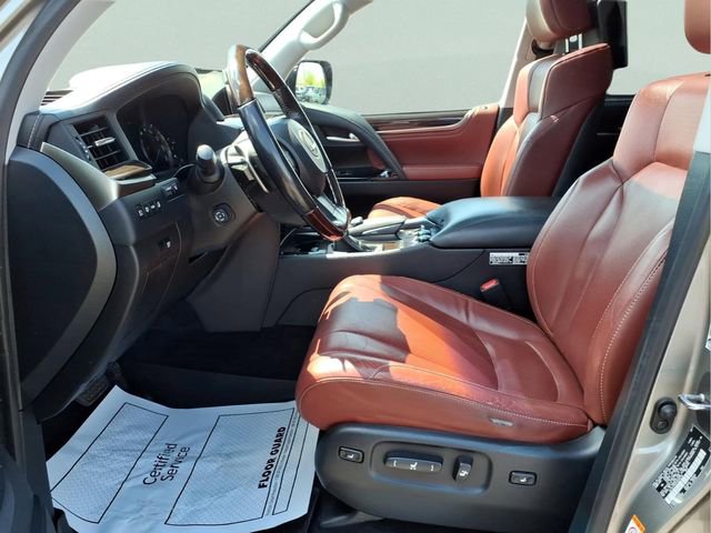 Used 2017 Lexus LX 570 4WD w/ Luxury Package image 20