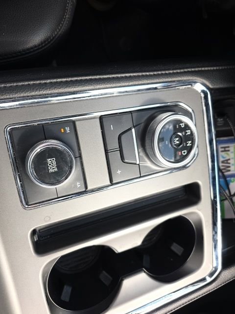 Used 2021 Ford Expedition XLT AWD/4WD image 5