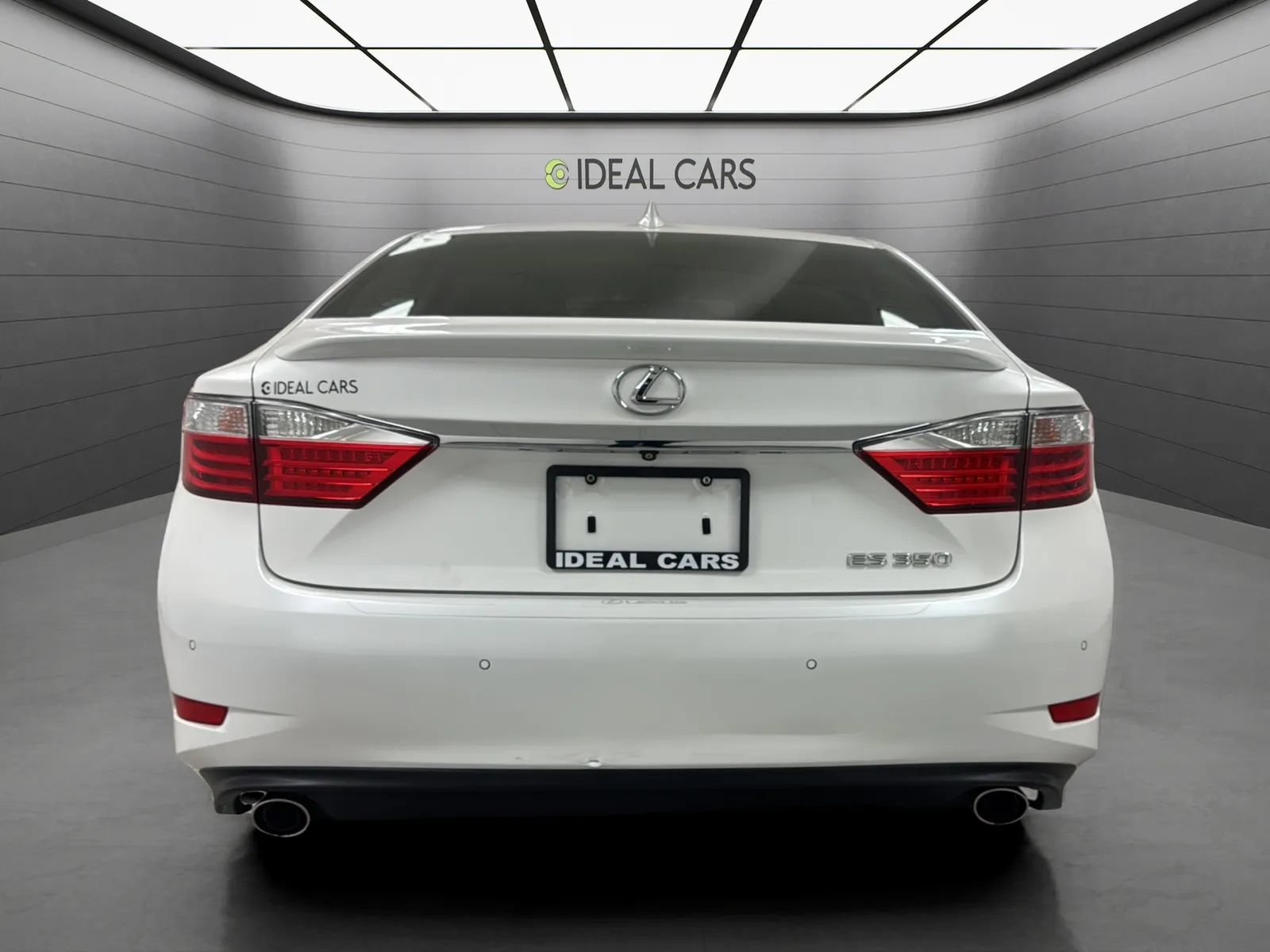 Used 2015 Lexus ES 350 w/ Luxury Package FWD image 6
