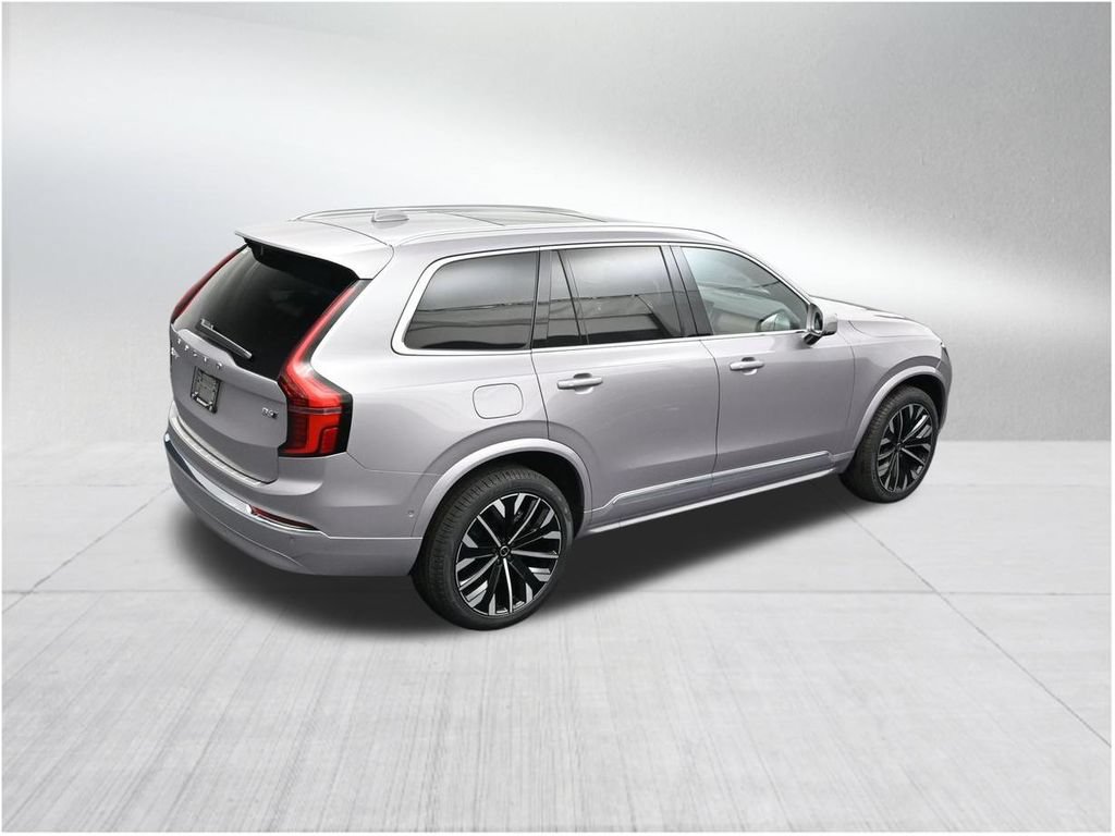 New 2026 Volvo XC90 B6 Plus w/ Protection Package Premier AWD/4WD image 17