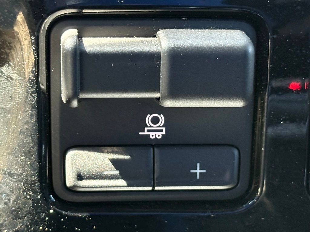 Used 2024 Chevrolet Silverado 1500 LT Trail Boss w/ Convenience Package II image 34