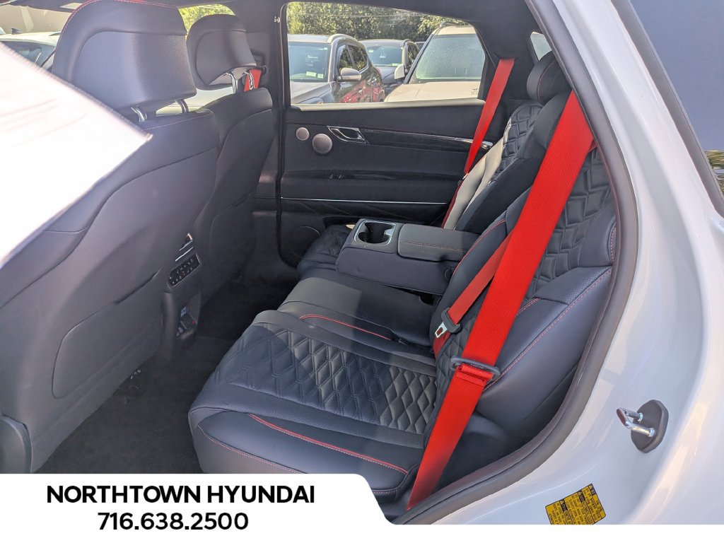 Used 2025 Genesis GV80 3.5T e-SC AWD/4WD image 15
