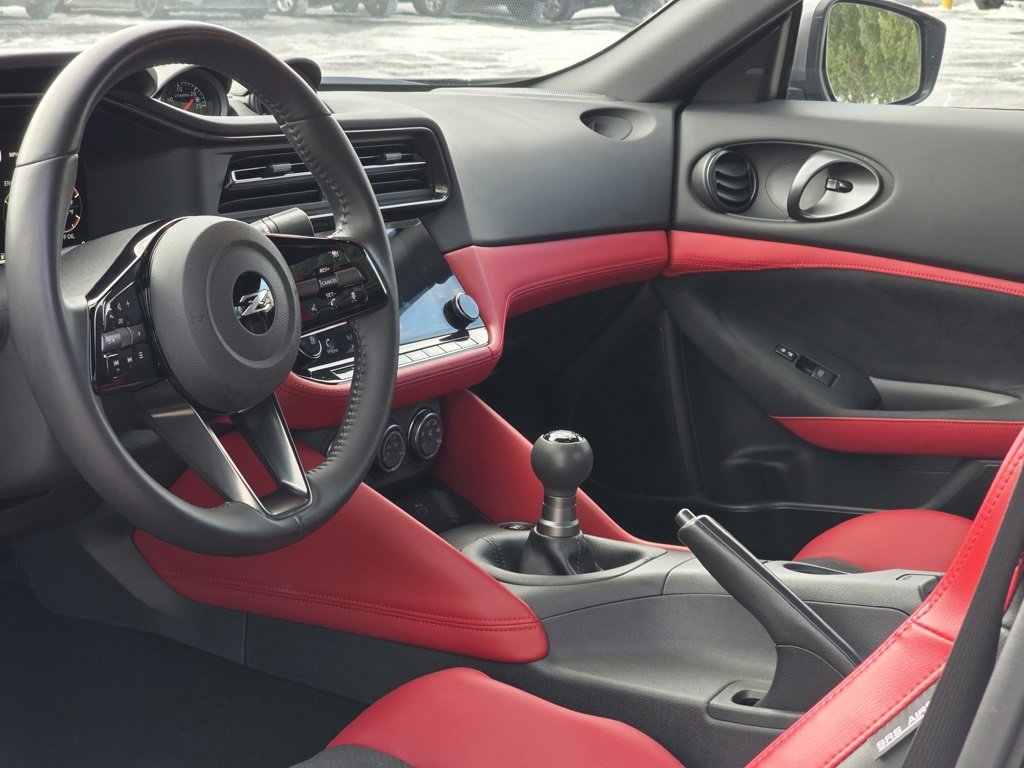 Used 2024 Nissan Z Performance w/ Floor Mat Package image 22